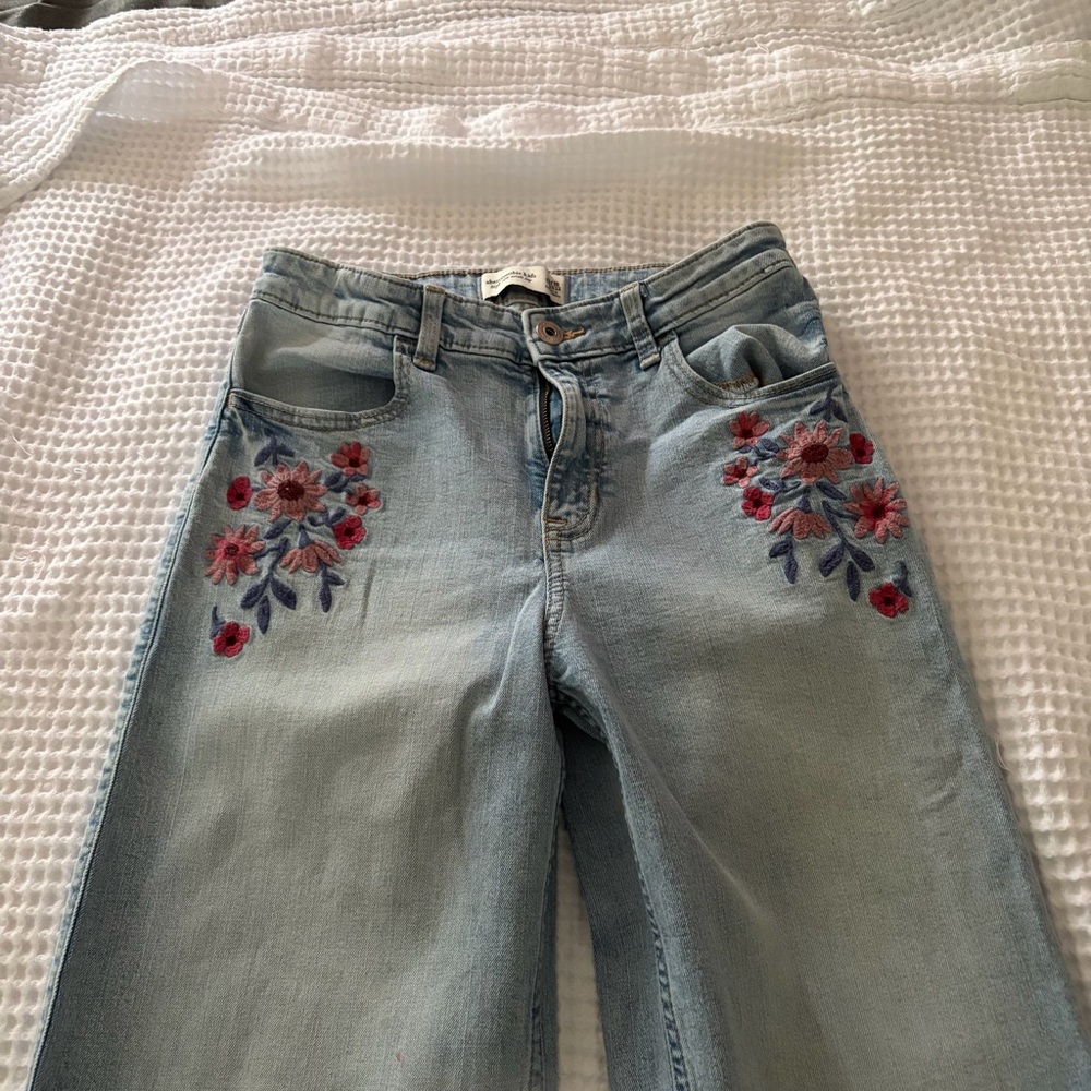 Abercrombie & Fitch Light Blue High Rise Jeans with Pink & Purple Embroidery